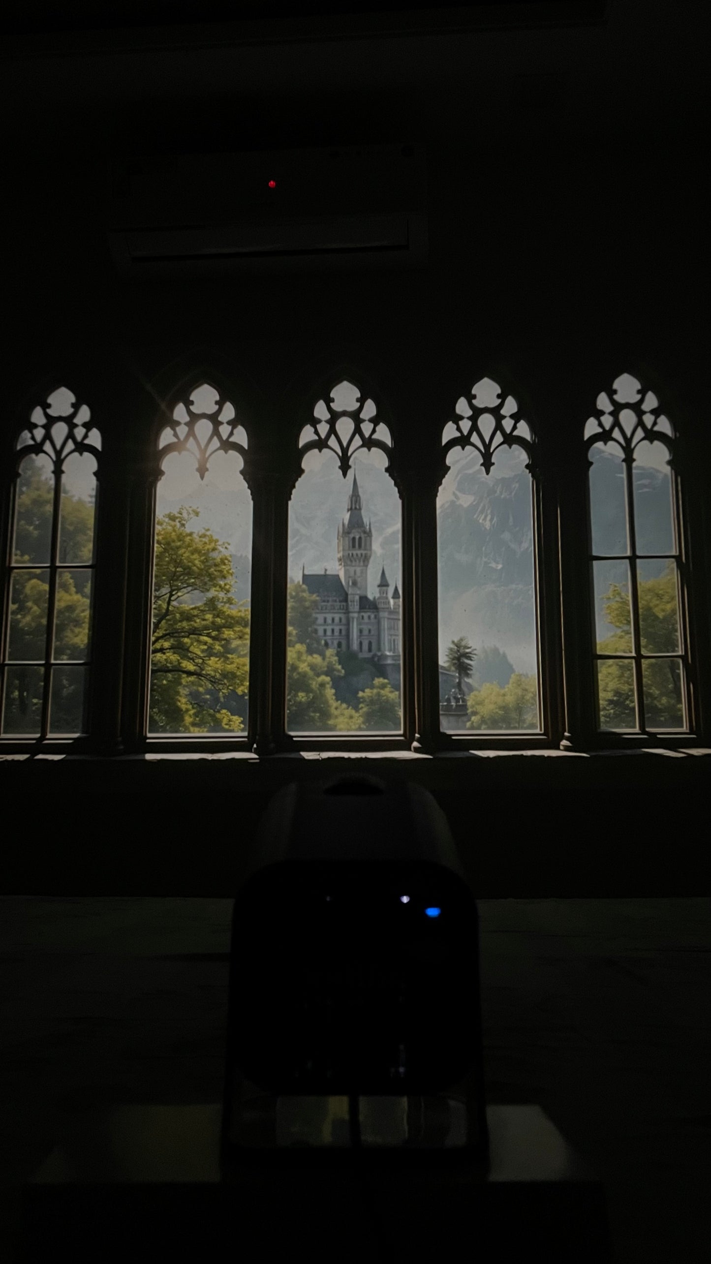 SimplifyTech CineX Mini Projector™️